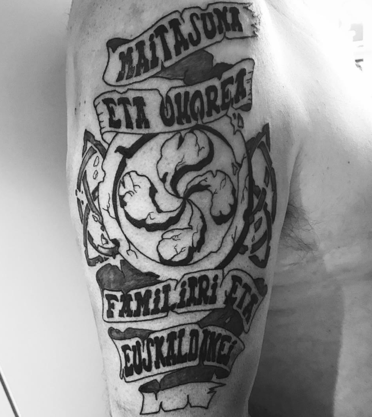 313 Stud Tattoo, photo 2